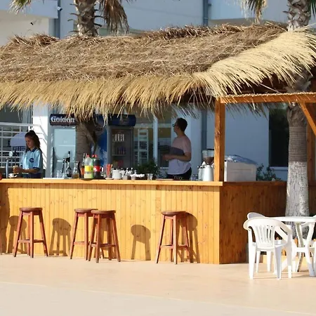 Hotel Rinia 2 4*