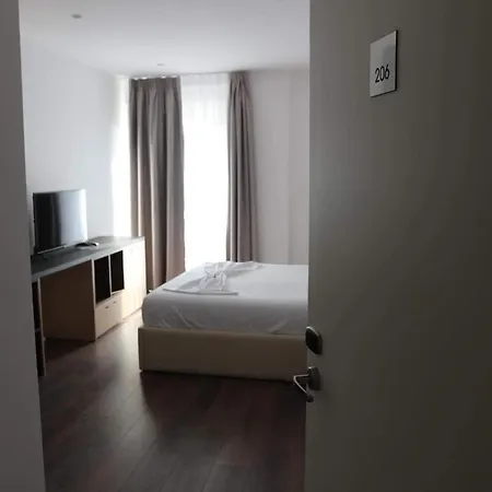 Adria Palace 4* Škalngur
