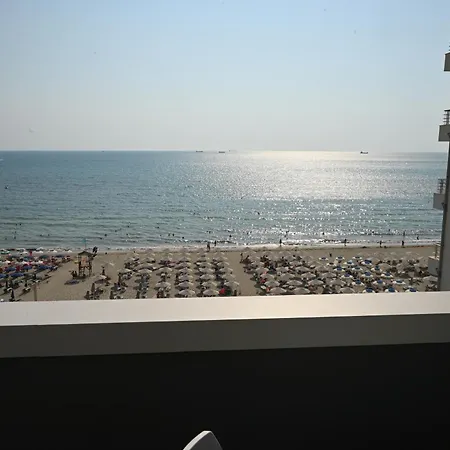 Adria Palace 4* Škalngur