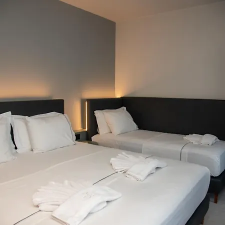 Adria Palace & 4*