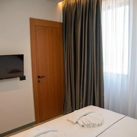 Adria Palace & Hotel Shkallnur