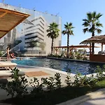 ホテル Adria Palace & Škalngur